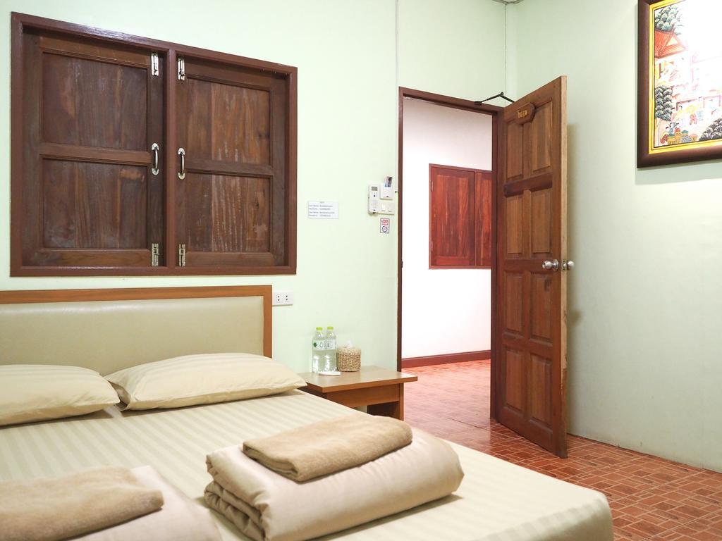 Boobpha Resort Amphawa Bagian luar foto