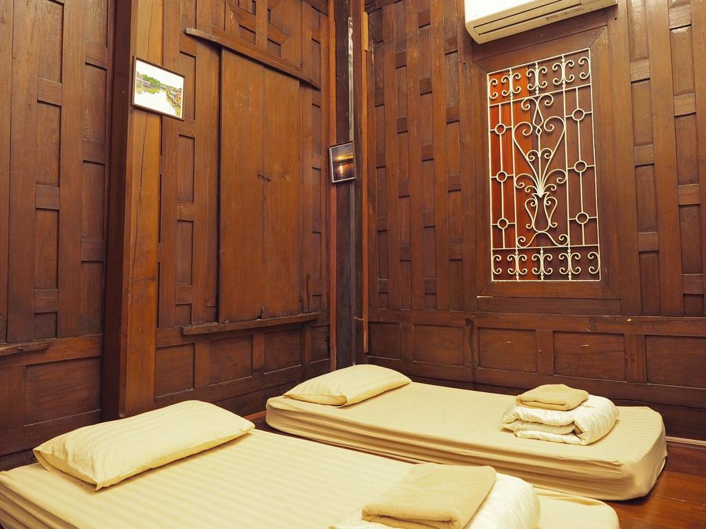 Boobpha Resort Amphawa Bagian luar foto